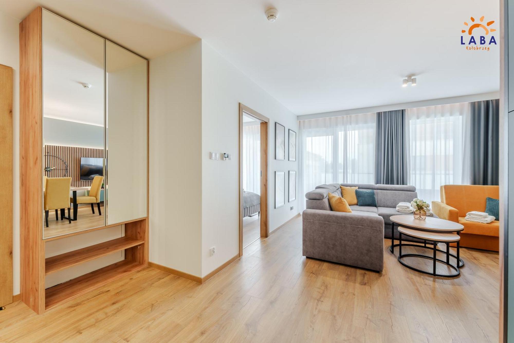 Laba Kolobrzeg Apartamenty Kollataja Z Parkingiem エクステリア 写真