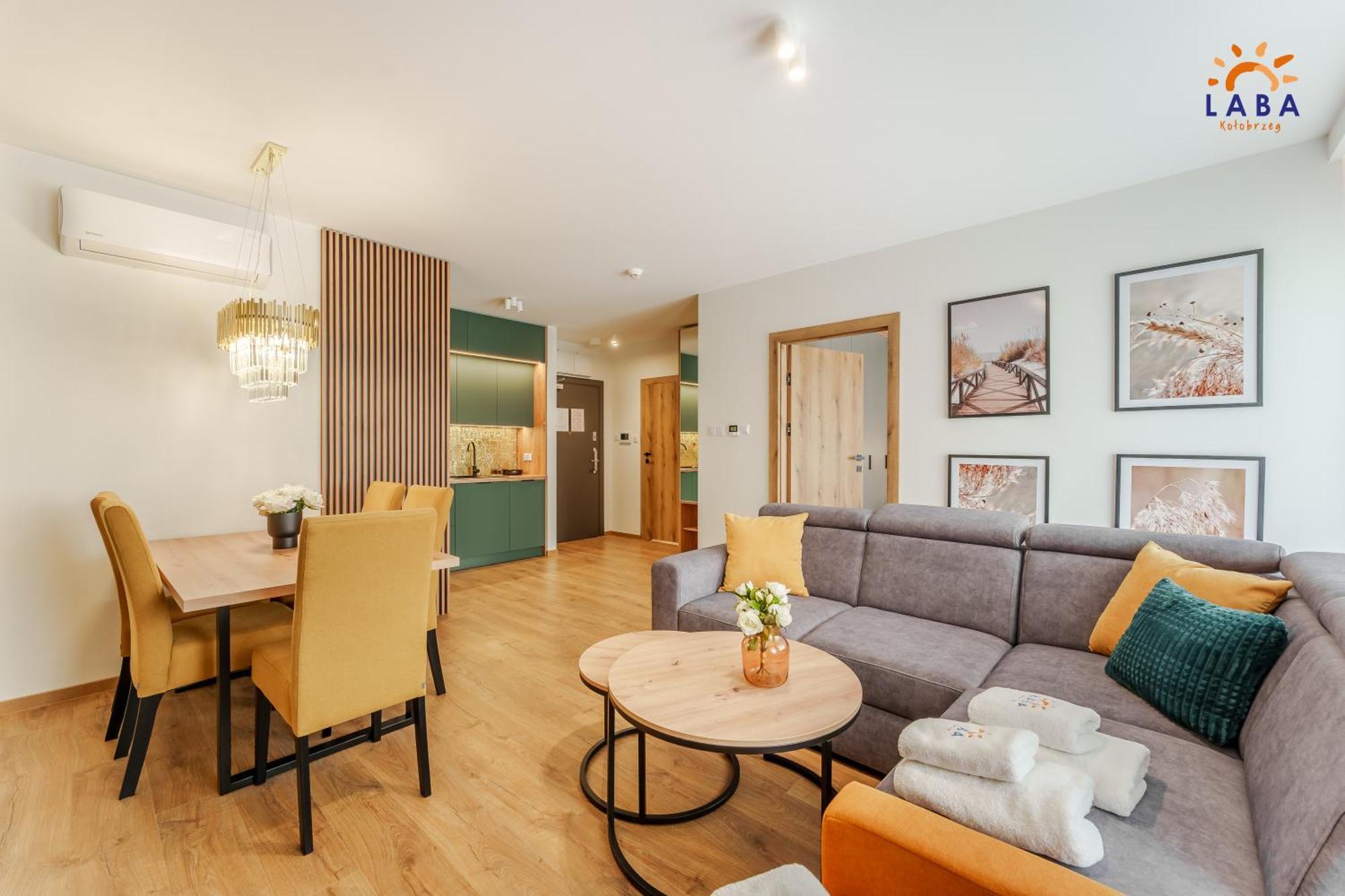 Laba Kolobrzeg Apartamenty Kollataja Z Parkingiem エクステリア 写真