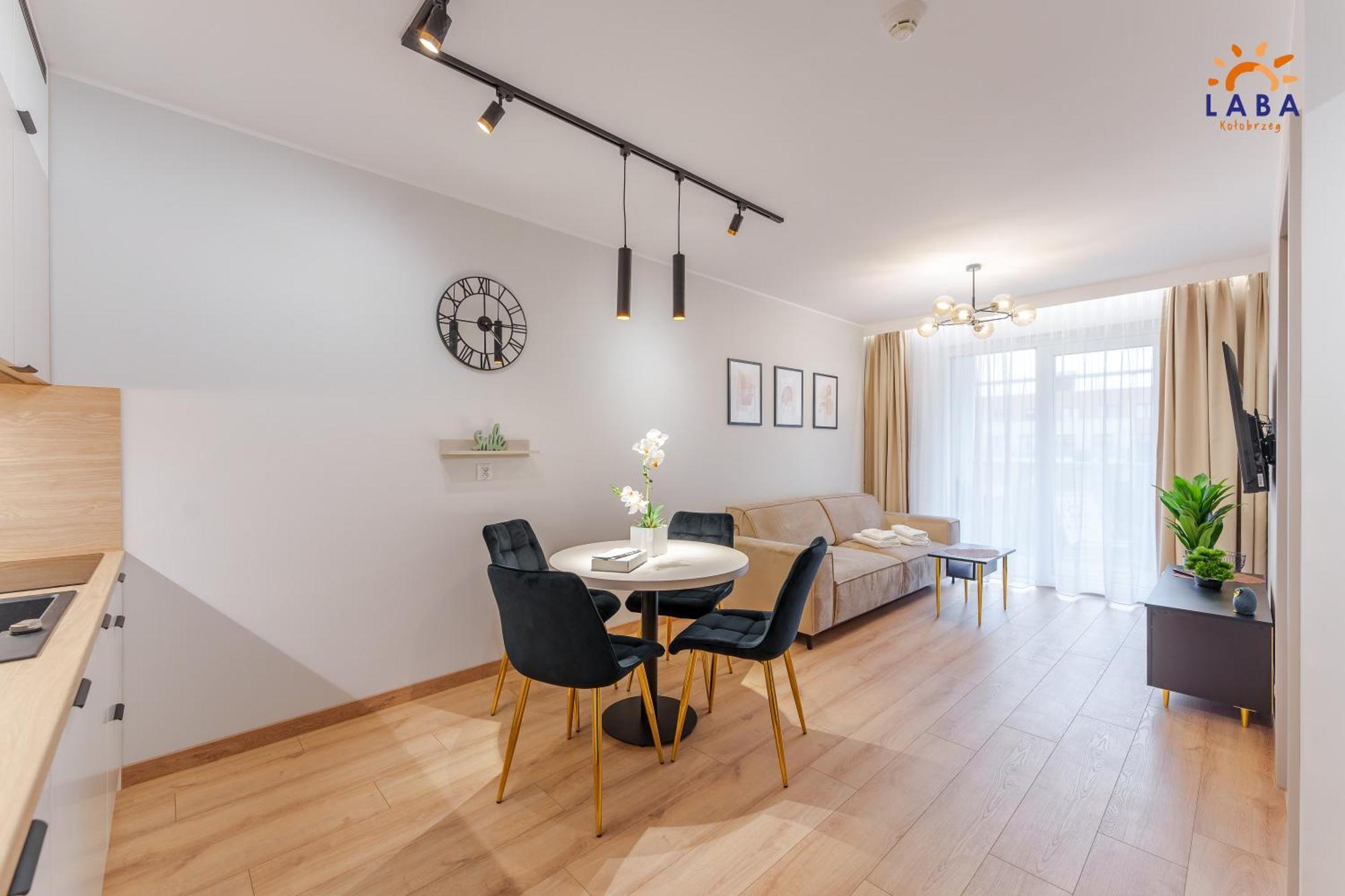 Laba Kolobrzeg Apartamenty Kollataja Z Parkingiem エクステリア 写真