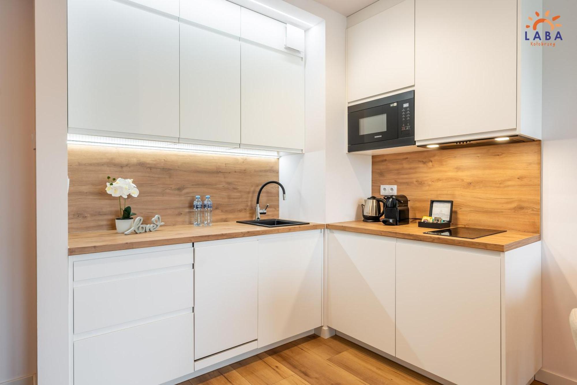 Laba Kolobrzeg Apartamenty Kollataja Z Parkingiem エクステリア 写真