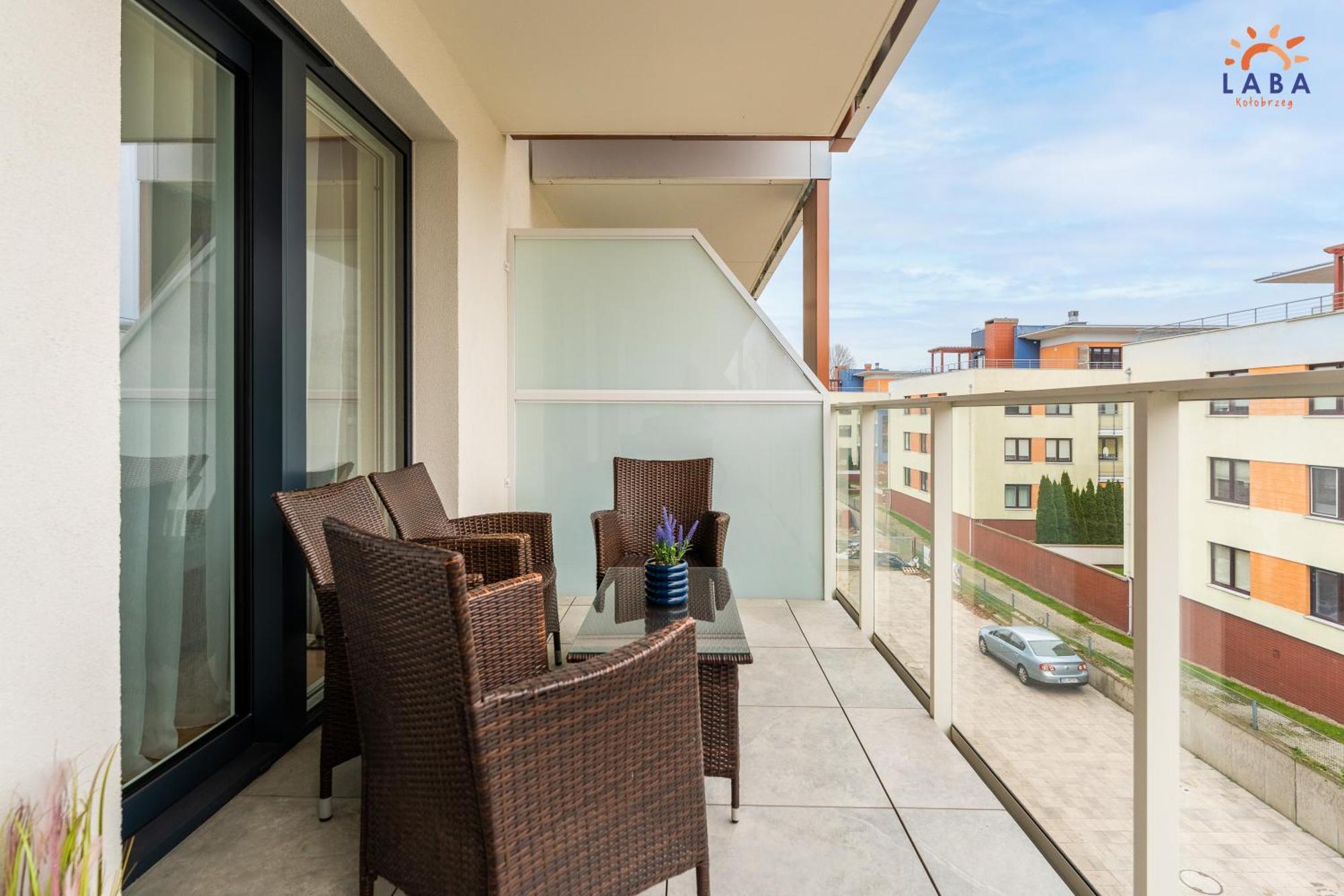 Laba Kolobrzeg Apartamenty Kollataja Z Parkingiem エクステリア 写真